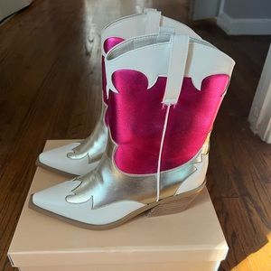 Billini cowgirl metallic boots